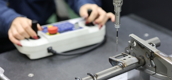 検査手順書に基づき、製品の品質管理を行います